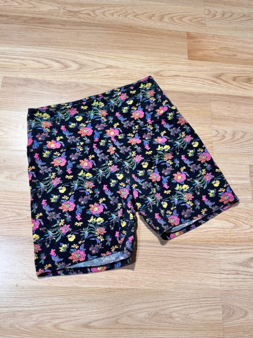 PINK | Floral Yoga Bike Shorts